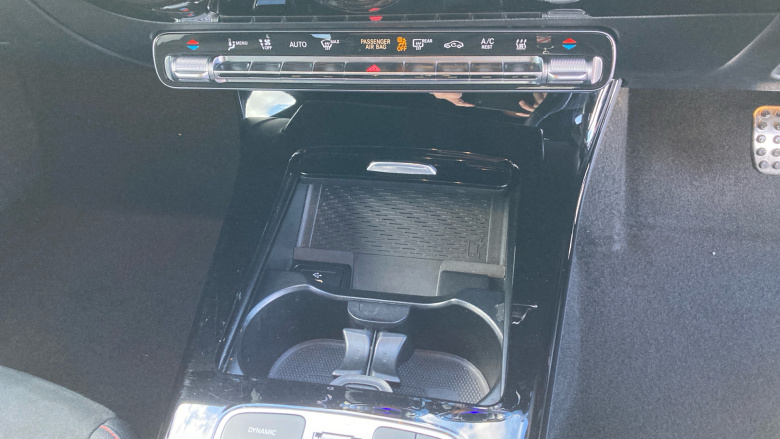 Mercedes-Benz CLA 250e AMG Line Premium 4dr Tip Auto Saloon